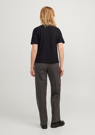 12255655 Kadın Siyah V Yaka T-shirt - 2