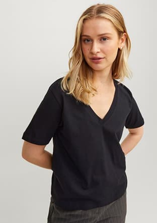 12255655 Kadın Siyah V Yaka T-shirt - 3