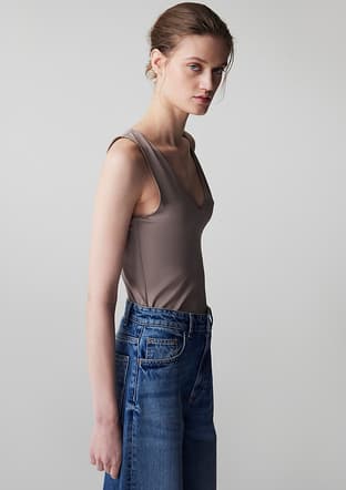 Is1260070100 Kadın Bej V Yaka T-shirt - 3