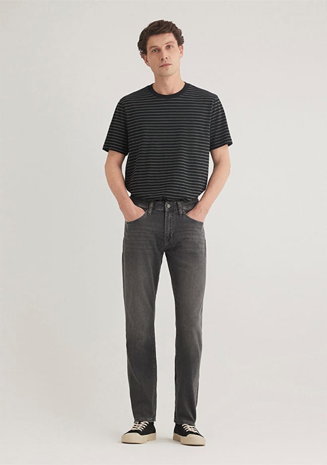 M0035189134 Erkek Siyah Jean Pantolon