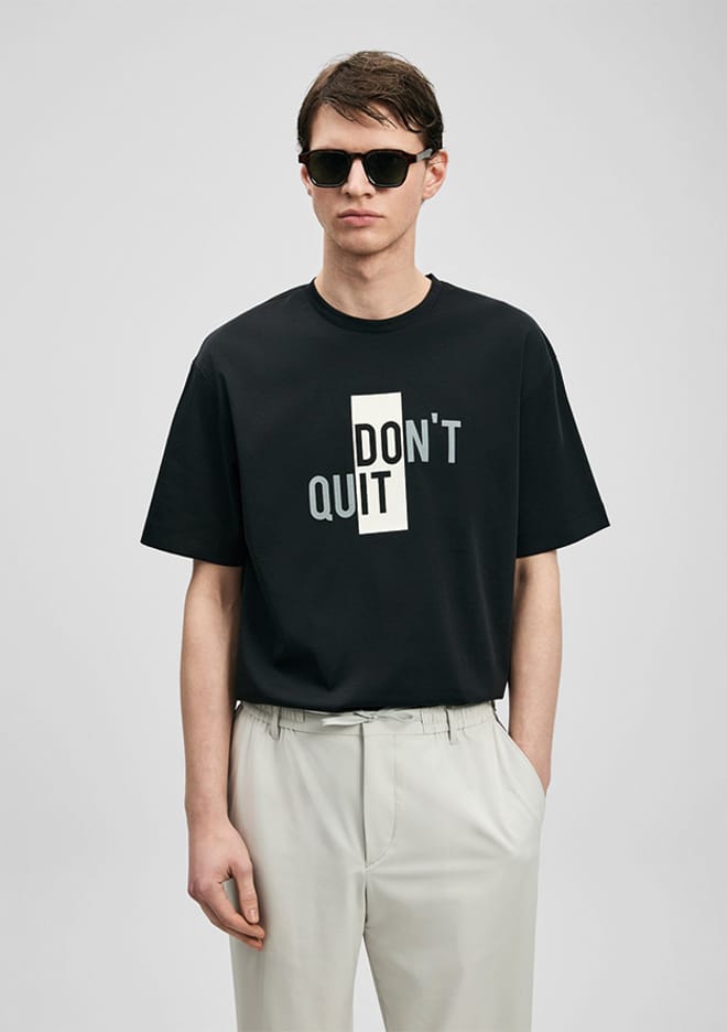111020285 Erkek Siyah Baskılı T-shirt