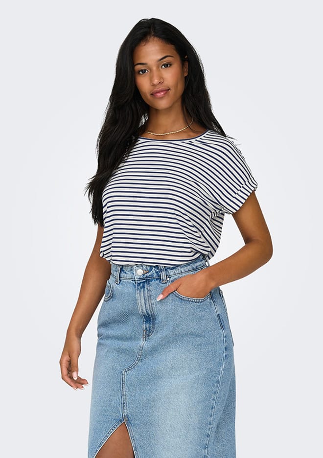 15206243 Kadın Basic T-Shirt