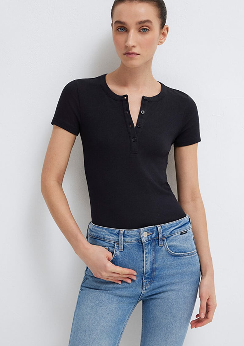 M1613806-900 Kadın Siyah Basic T-shirt