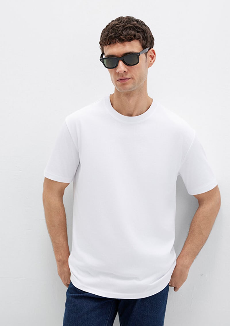 M0611596-620 Erkek Beyaz Bisiklet Yaka T-shirt