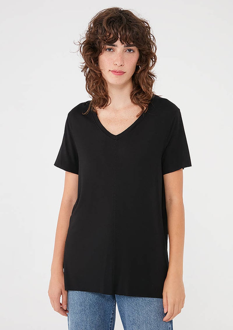 M166775-900 Kadın Siyah V Yaka T-shirt