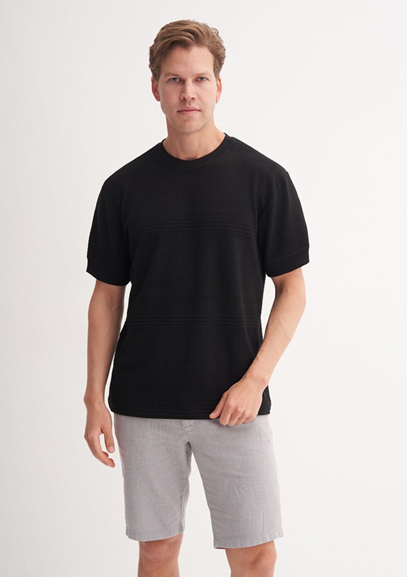 25Yceeo04207 Erkek Siyah Bisiklet Yaka T-shirt
