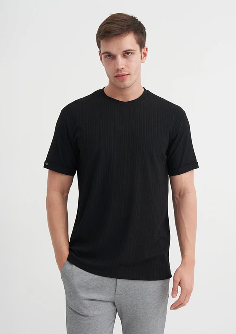 25Yceeo04253 Erkek Siyah Bisiklet Yaka T-shirt