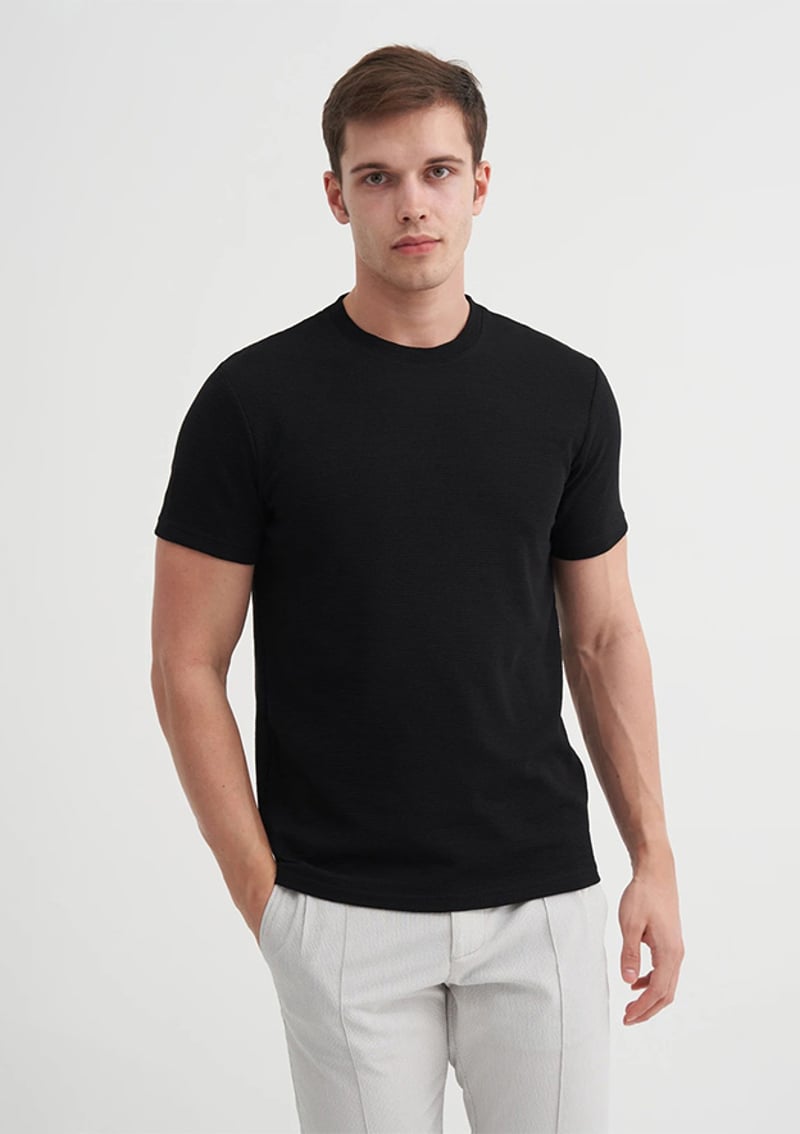 25Yceeo04240 Erkek Siyah Bisiklet Yaka T-shirt