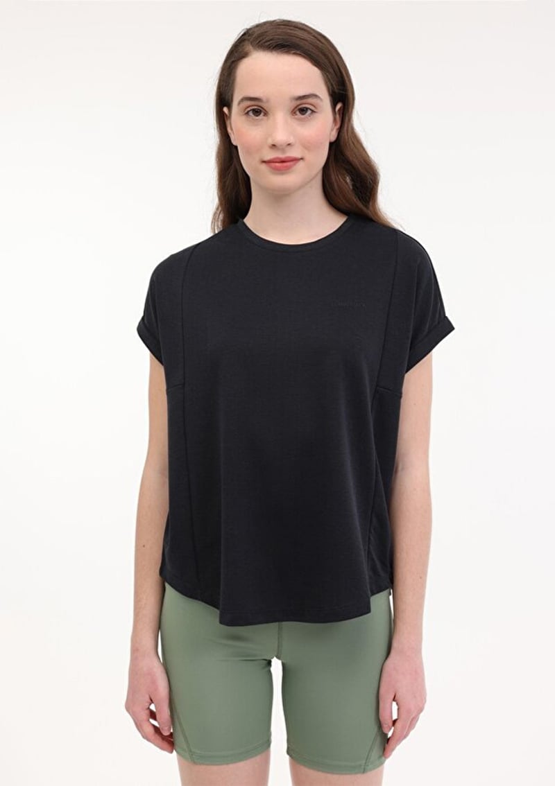 A10201180508010 Kadın Siyah Kısa Kol T-shirt