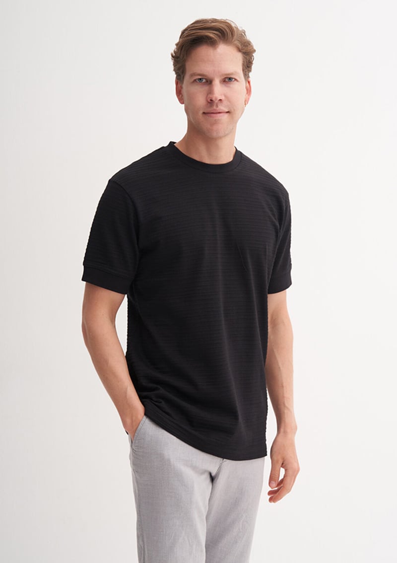 25Yceeo04220 Erkek Siyah Bisiklet Yaka T-shirt