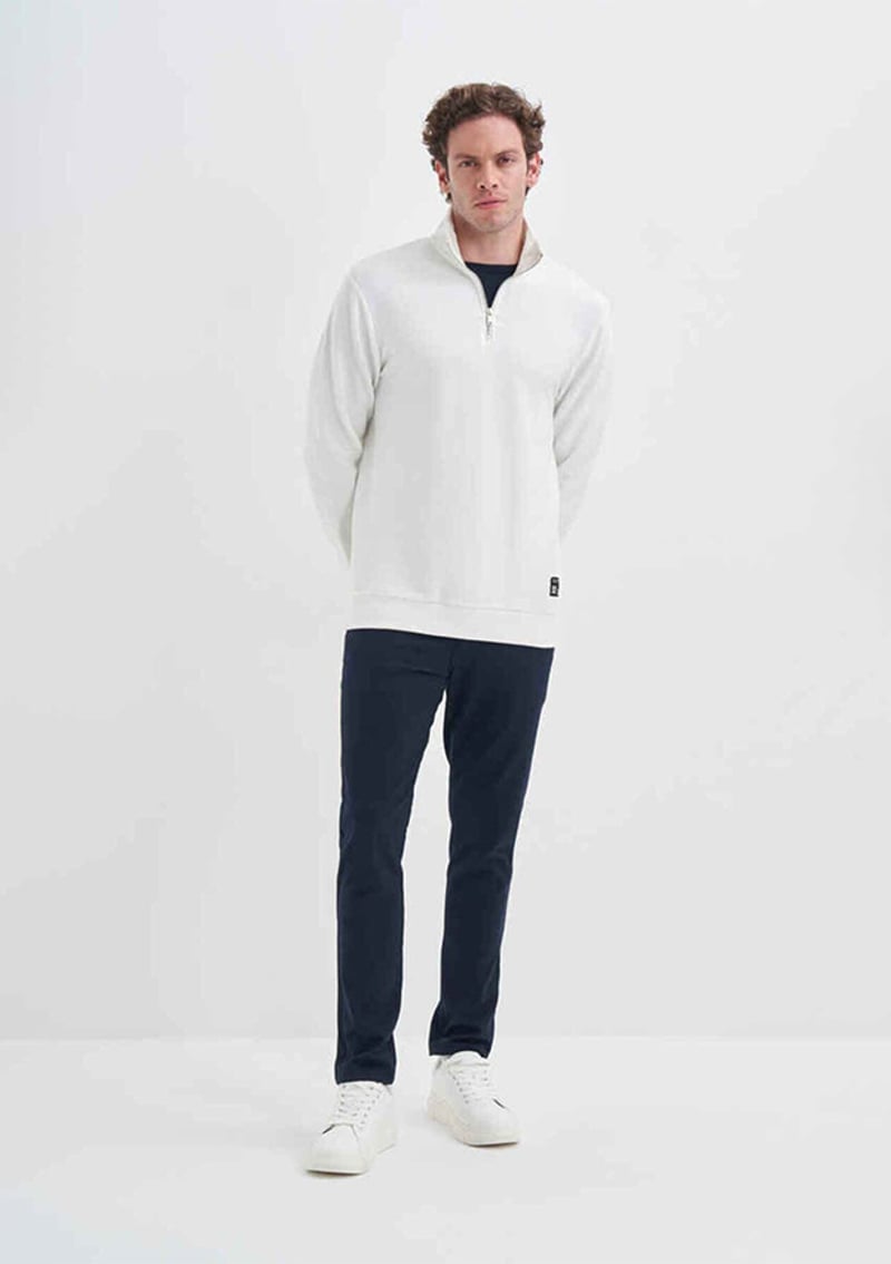 24Kceeo05234 Erkek Beyaz Sweatshirt