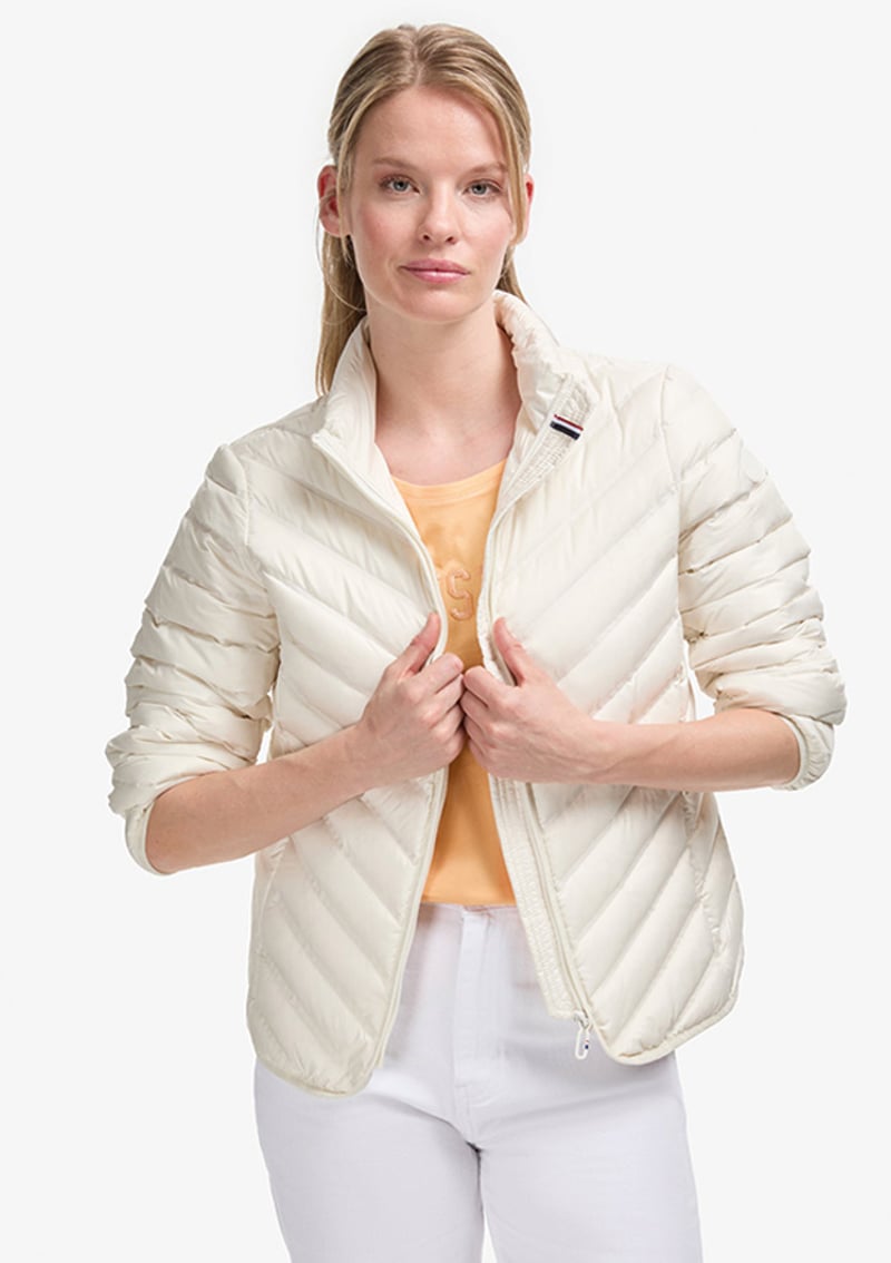 T117168883.Pu-9125 Kadın Beyaz Mont