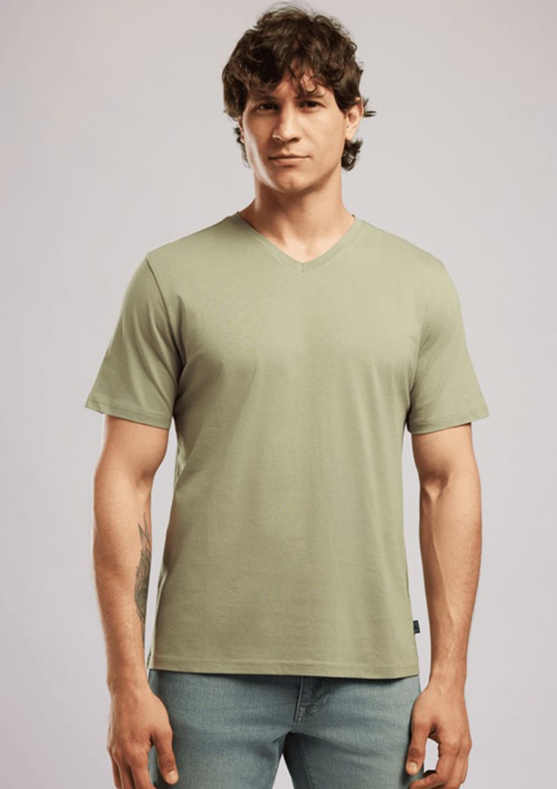 262 Lcm 242002 Erkek Yeşil V Yaka T-shirt