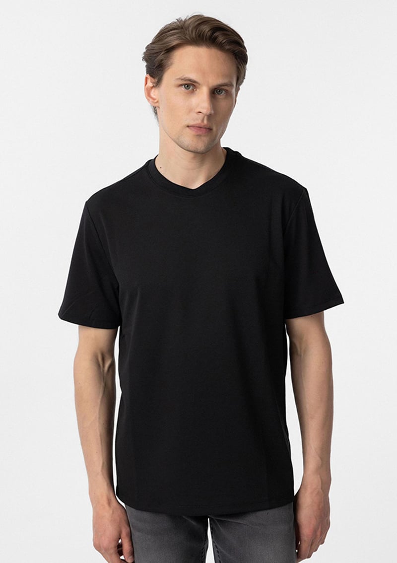 Ts1014000424 Erkek Siyah O Yaka T-shirt